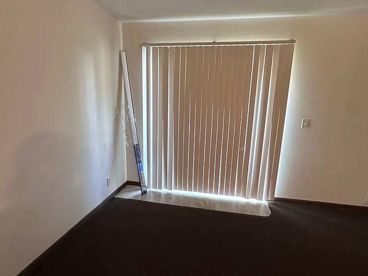 2600 Rice St - Photo 5 of 9
