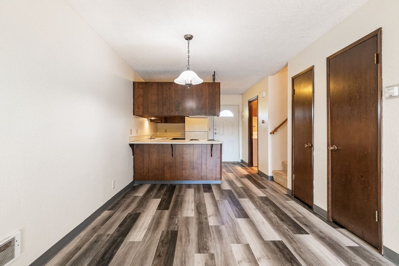 Holly Park Apartments in Ferndale - Photo 4 of 20