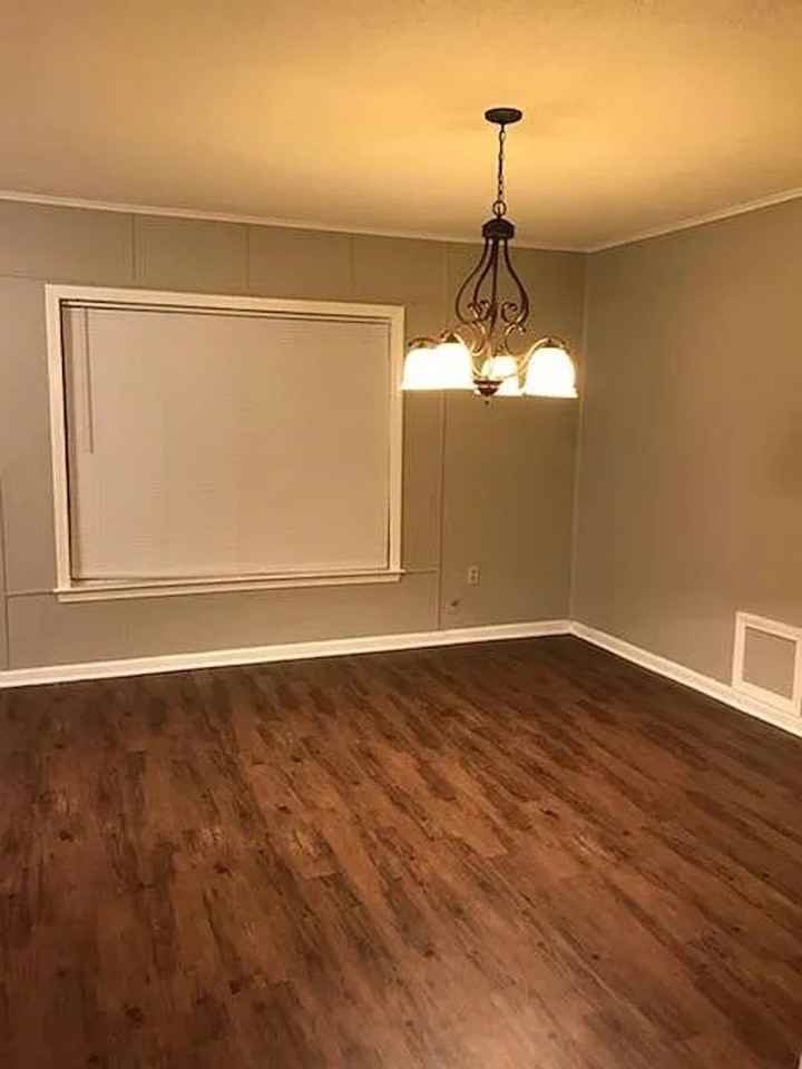8495 Charleston Dr - Photo 7 of 12