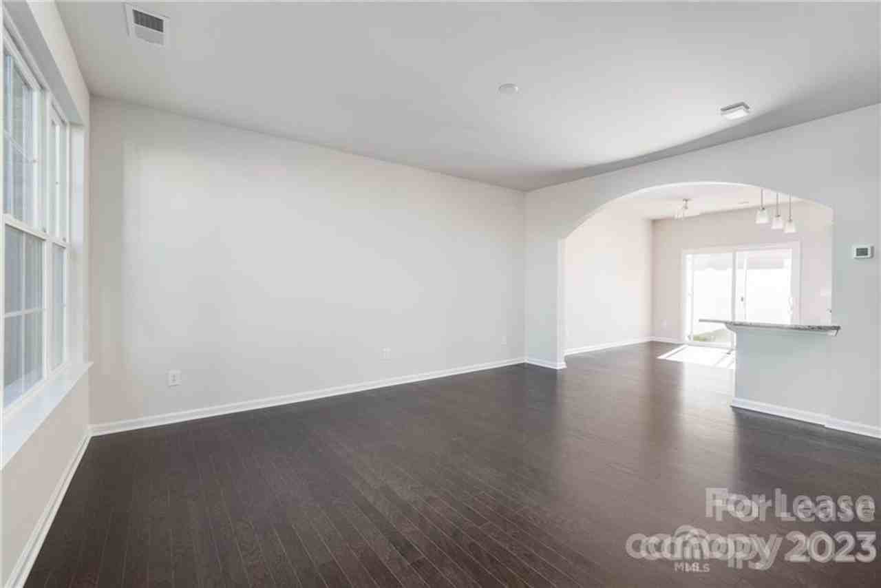 6929 Walnut Branch Ln - Photo 3 of 12