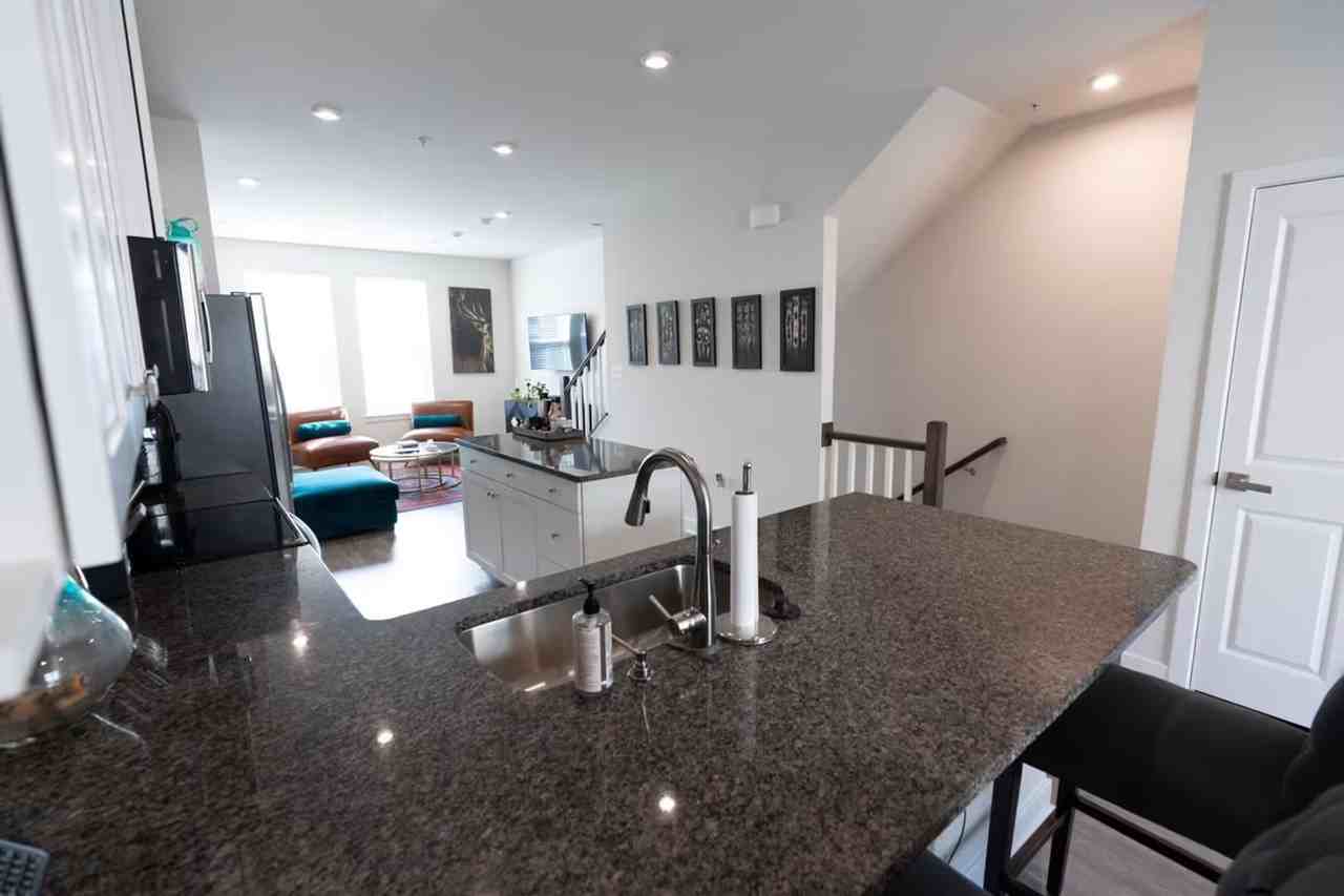 2807 2807 Evansgreen Suitland, MD ##Md - Photo 4 of 15
