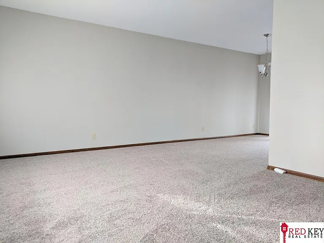 9312 Spaulding St - Photo 2 of 14