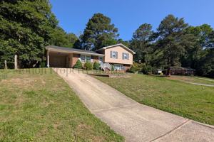 featured image of 2400 Lawrence Dr