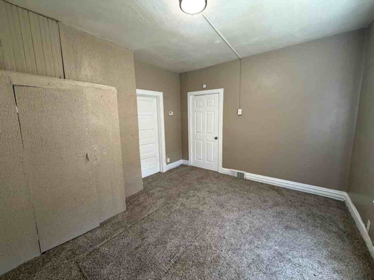 6725 Schofield Pl - Photo 5 of 11