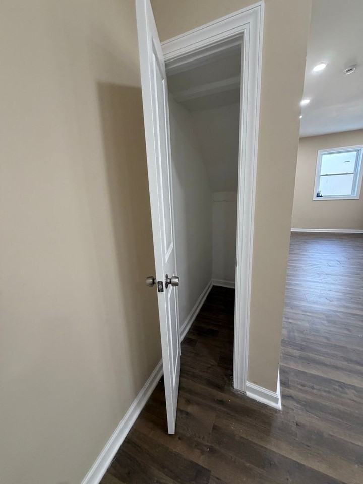3631 N Bouvier St - Photo 4 of 16