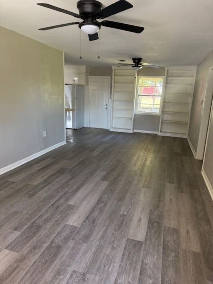 1415 Mockingbird Ln - Photo 5 of 12