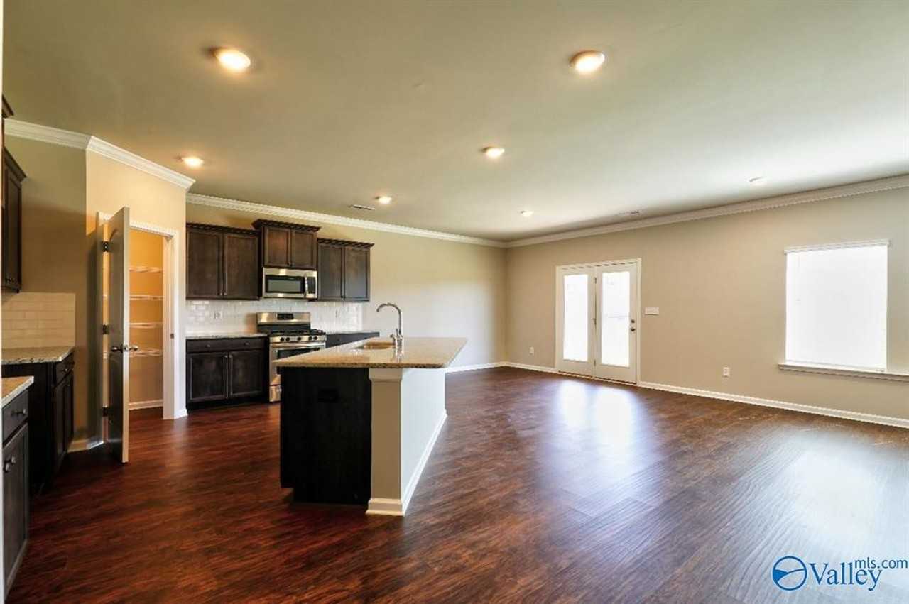 128 Oak Fletcher Dr - Photo 5 of 29