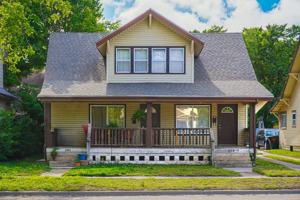 featured image of 1333 N Waco Ave