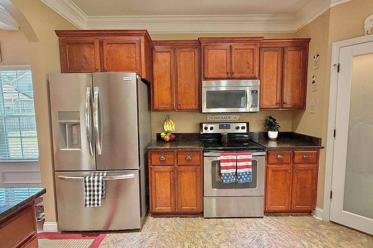 470 Briarcrest Dr Ne - Photo 7 of 50