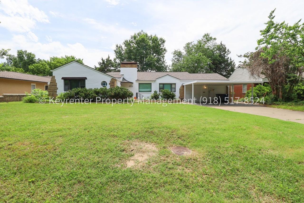 1426 E 32nd Pl - Photo 2 of 41