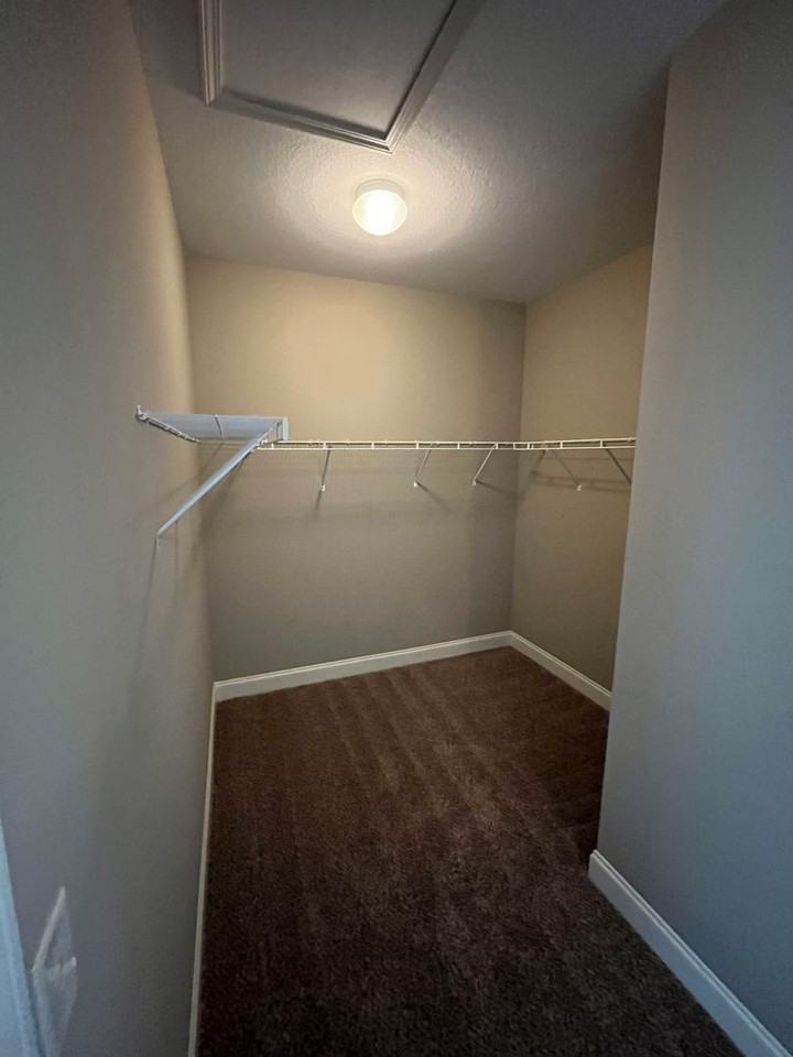 6841 Wren Creek Dr - Photo 2 of 40