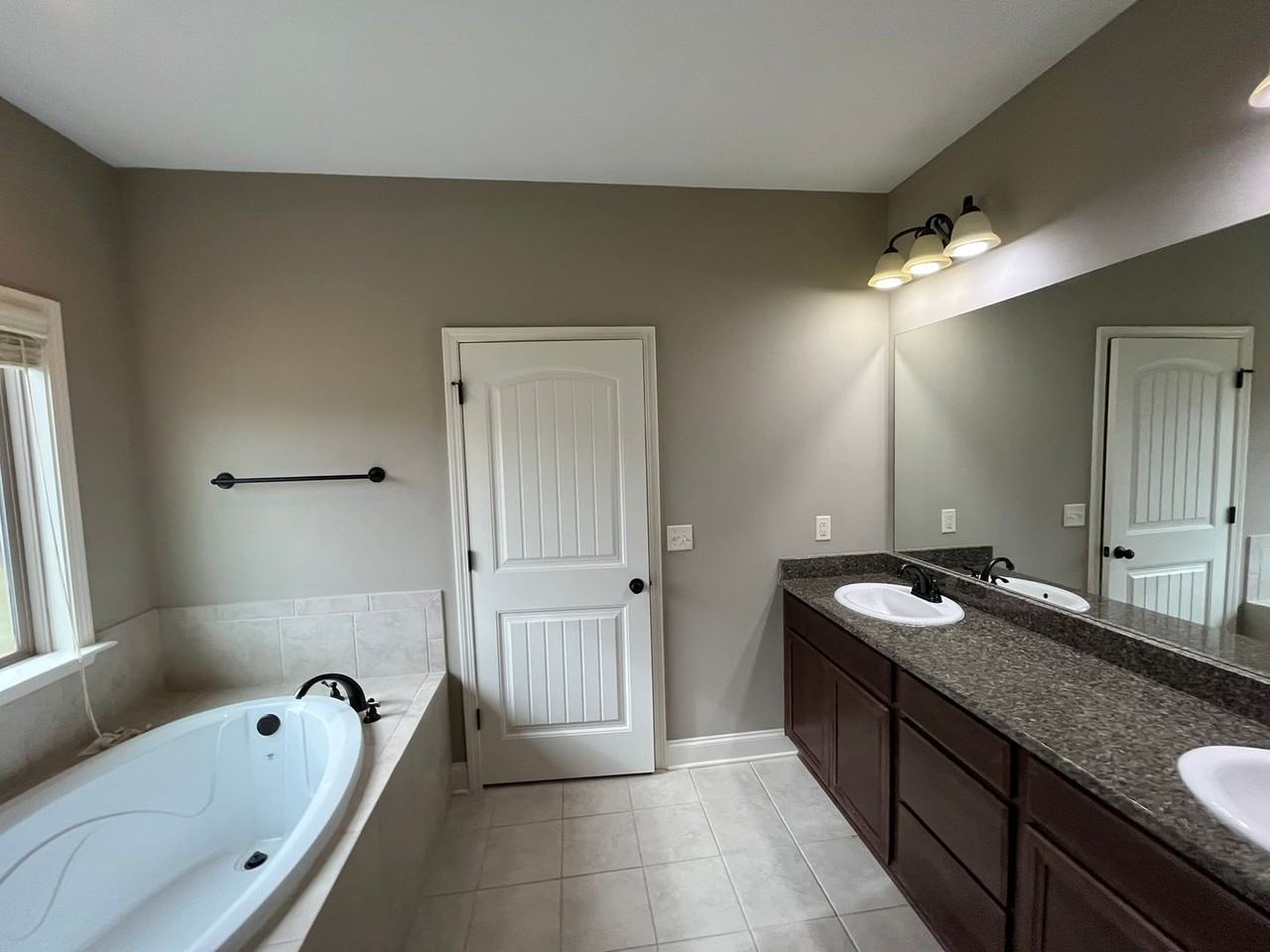 6841 Wren Creek Dr - Photo 6 of 40