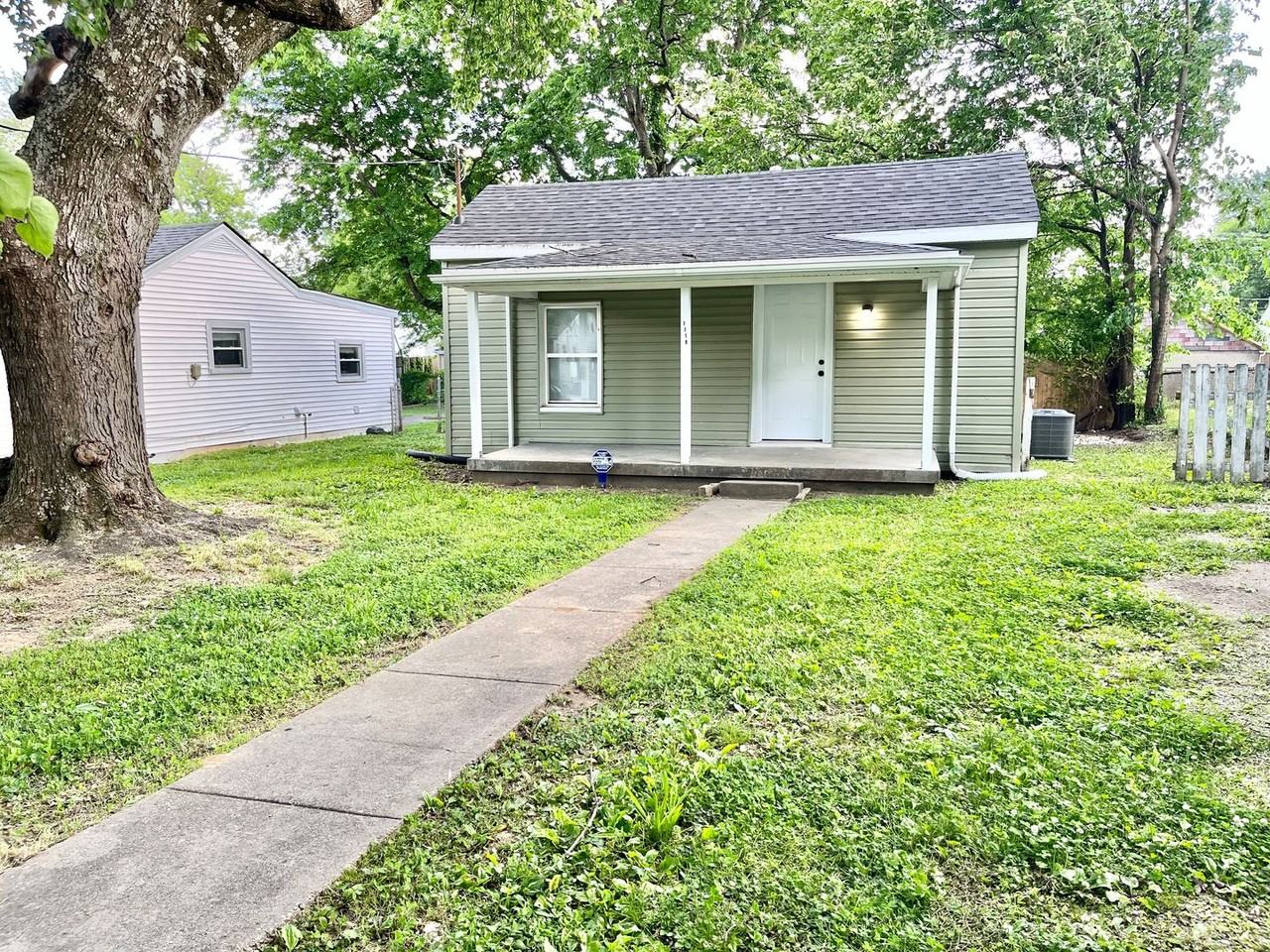 1118 W Whitney Ave - Photo 2 of 28