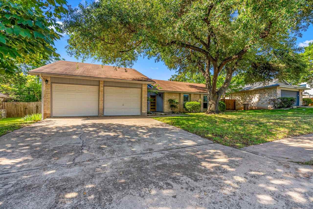 11601 D K Ranch Rd - Photo 2 of 21