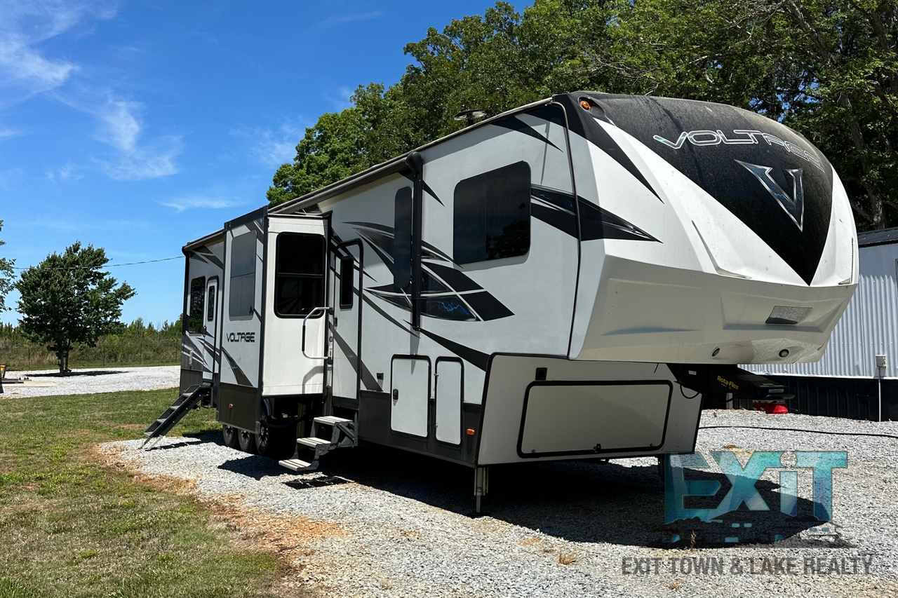17 17 Morris Dr.  - Lot with camper - Photo 3 of 15