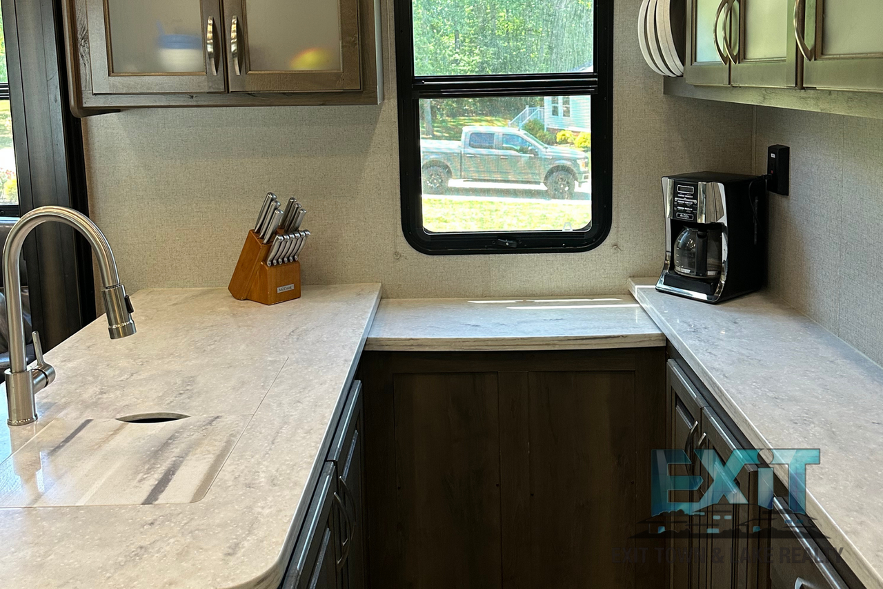 17 17 Morris Dr.  - Lot with camper - Photo 7 of 15