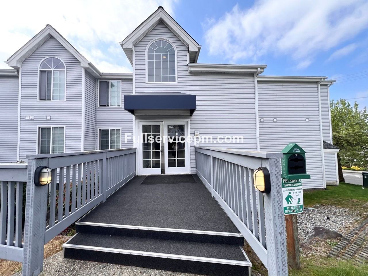 12023 Se 60th St - Photo 2 of 27