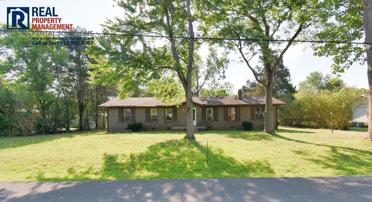 114 Mcfarlin Rd - Photo 2 of 24