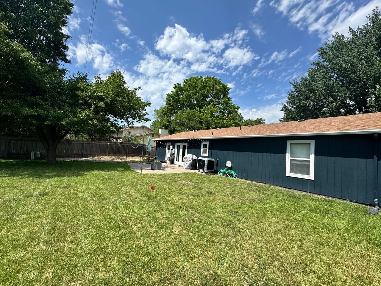 2125 Griffith Ter - Photo 4 of 21