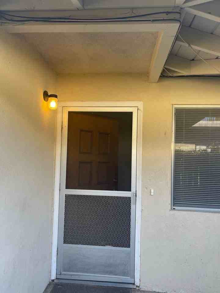 579 Fir St - Photo 4 of 19