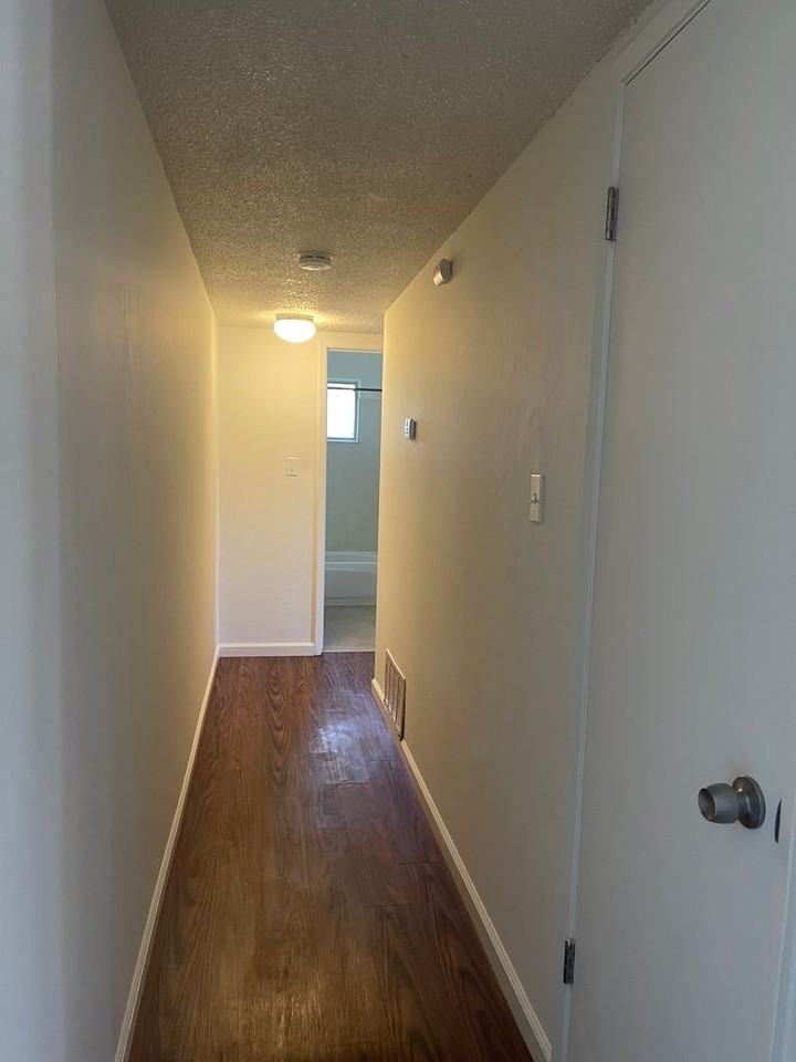 579 Fir St - Photo 6 of 19