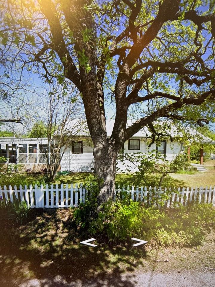 1501 Hanover St - Photo 5 of 24
