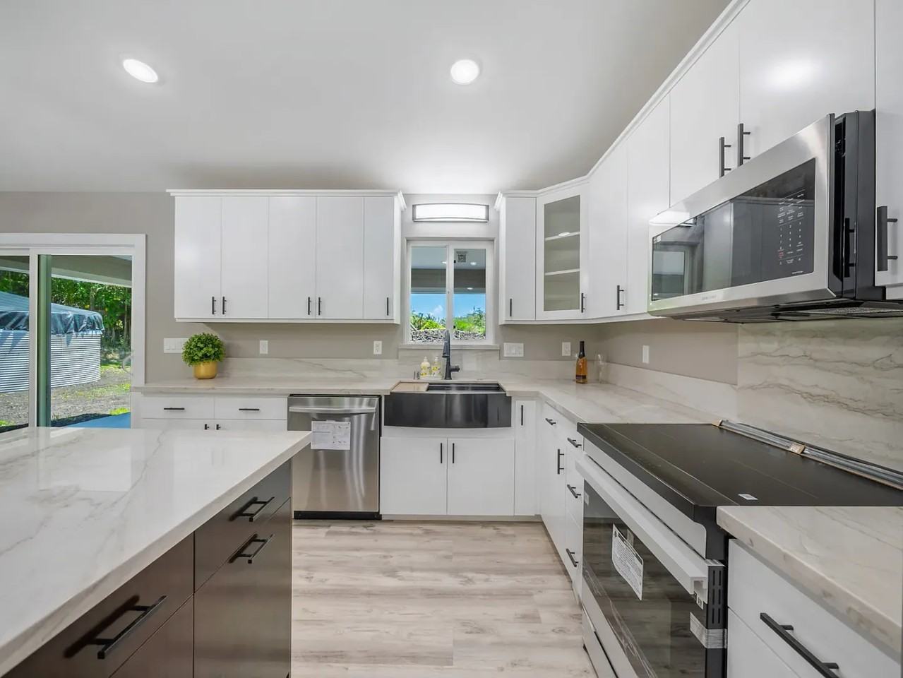 15-2047 9th Ave - Photo 6 of 16