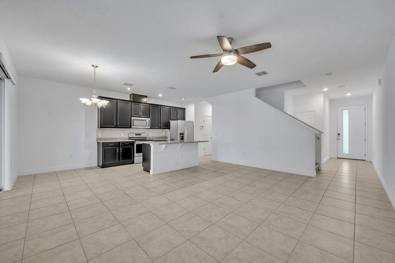 1351 Merrydale Way - Photo 5 of 46