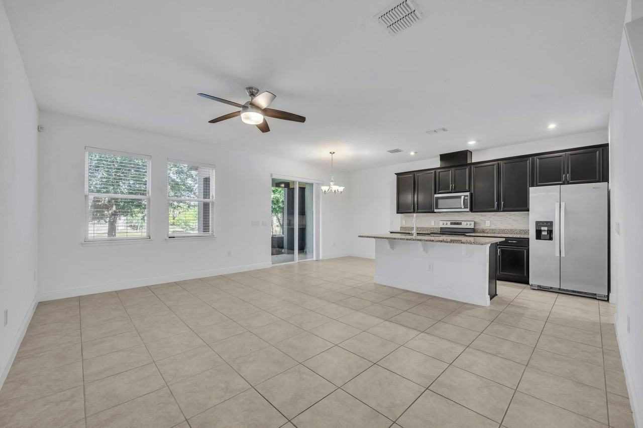 1351 Merrydale Way - Photo 6 of 46