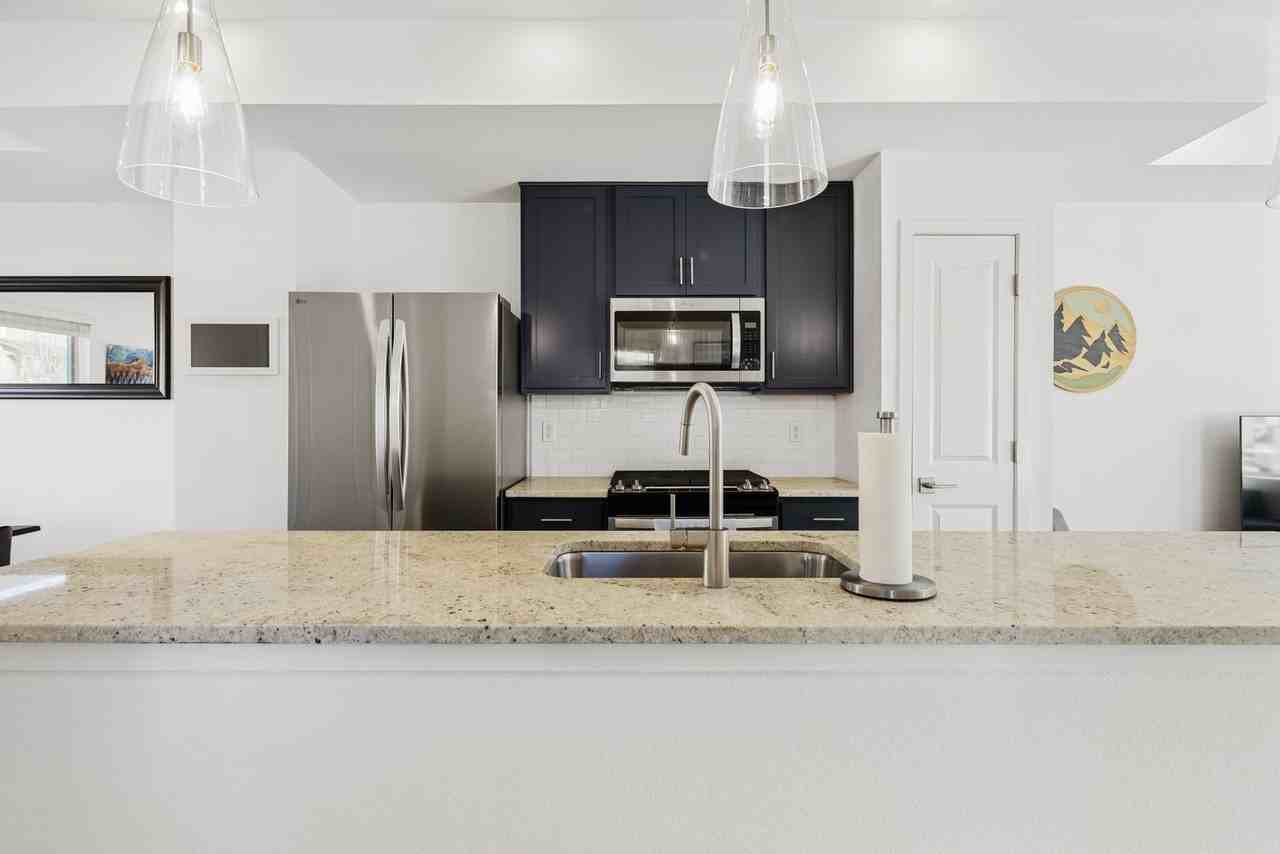 15232 W 69th Pl - Photo 7 of 35