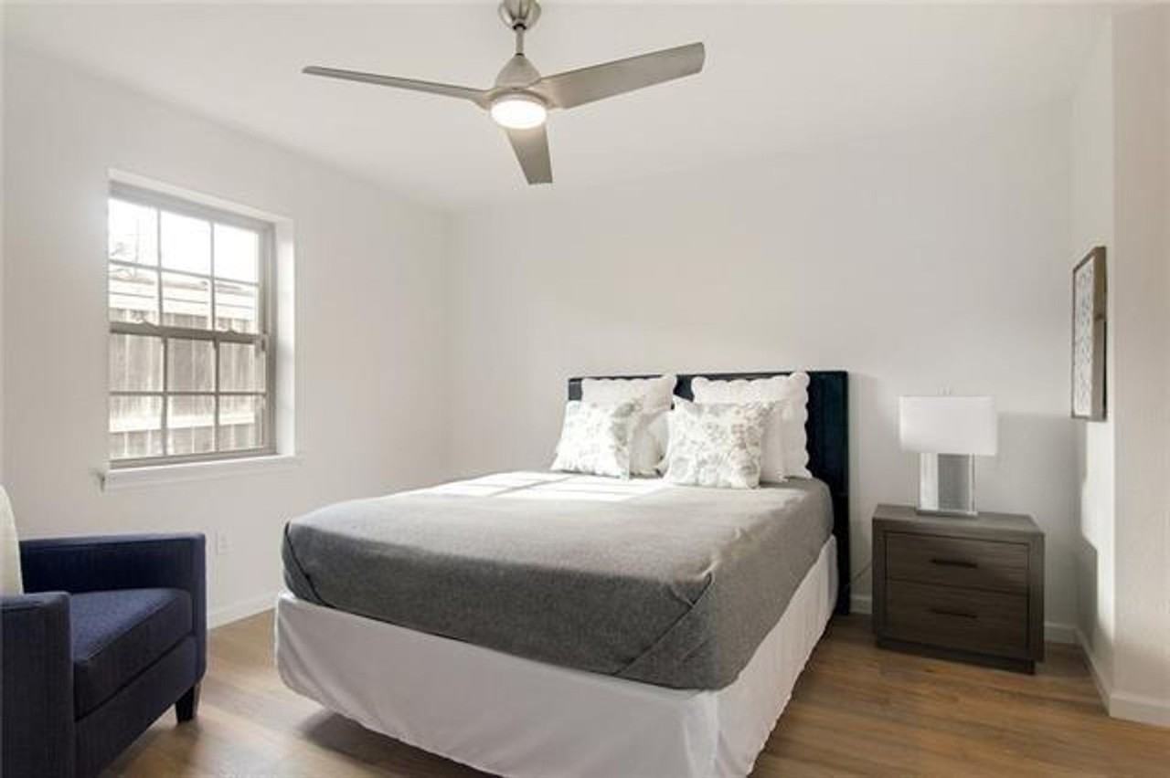 1532 Saint Andrew St #208 - Photo 6 of 13