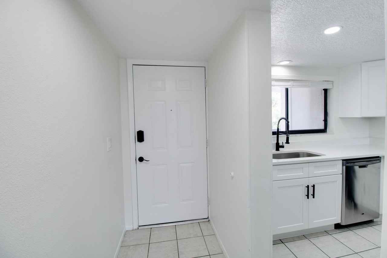 1064 Lotus Pkwy #934 - Photo 3 of 18
