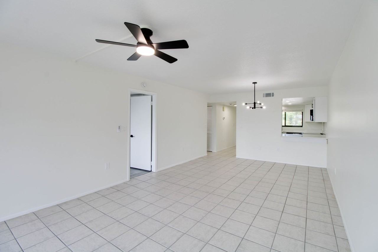 1064 Lotus Pkwy #934 - Photo 6 of 18