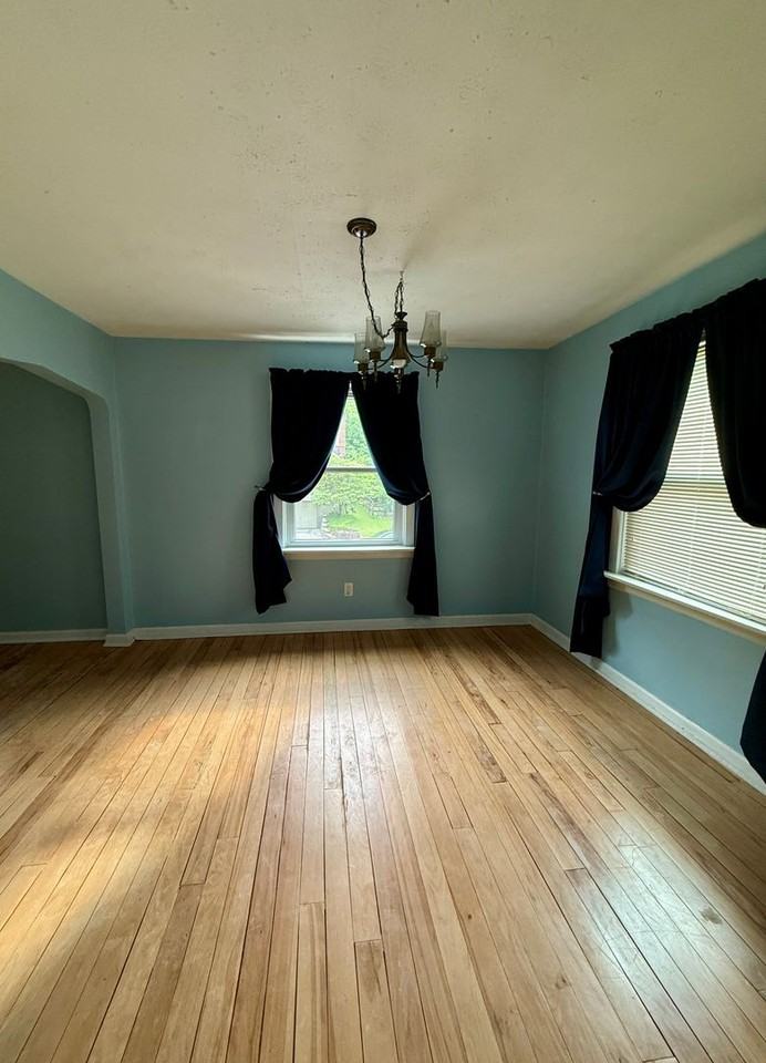 40 Edwards Ct - Photo 4 of 16