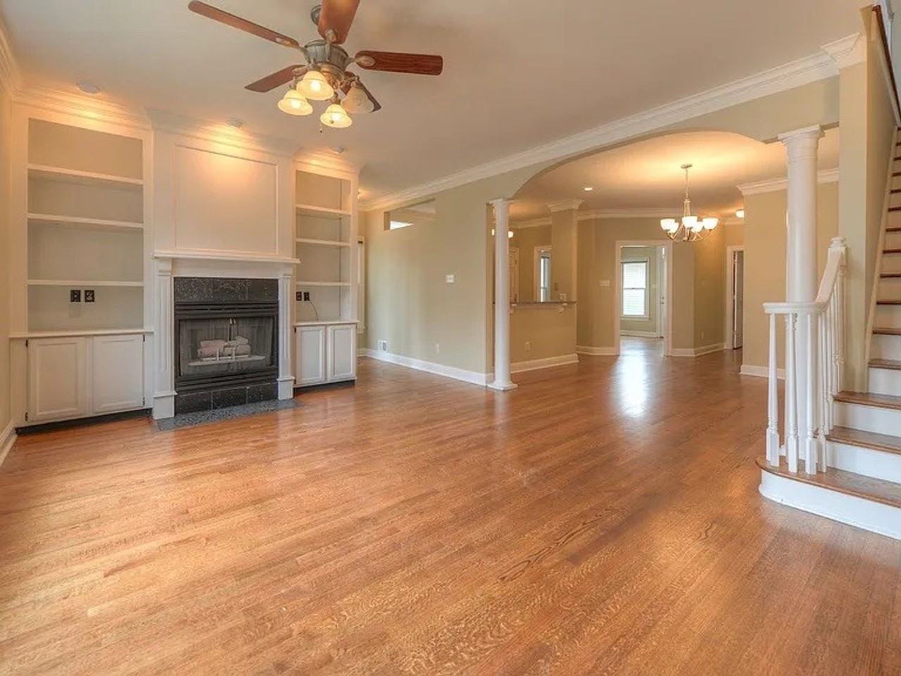 129 Harbor Ridge Ln S - Photo 2 of 10