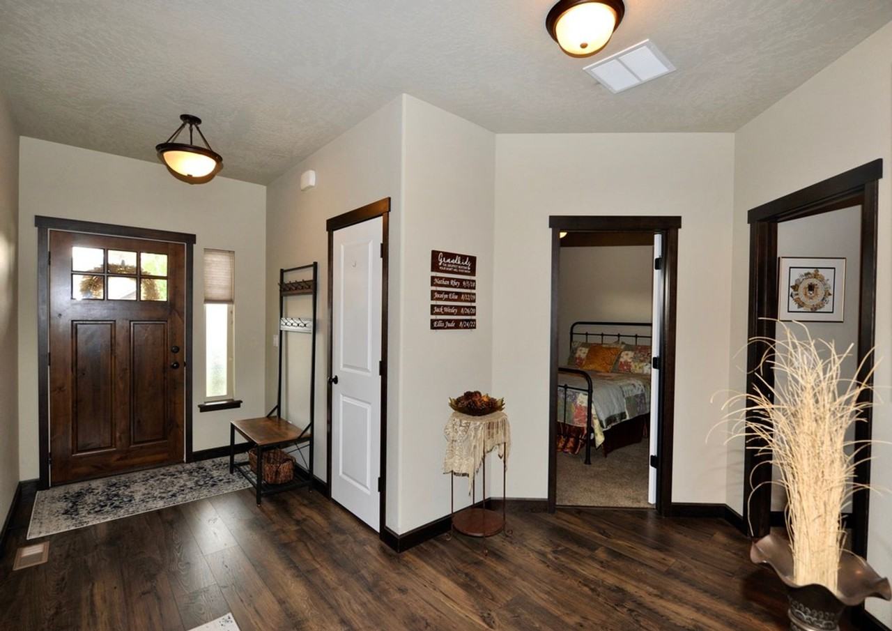 1399 N Brady St - Photo 5 of 35