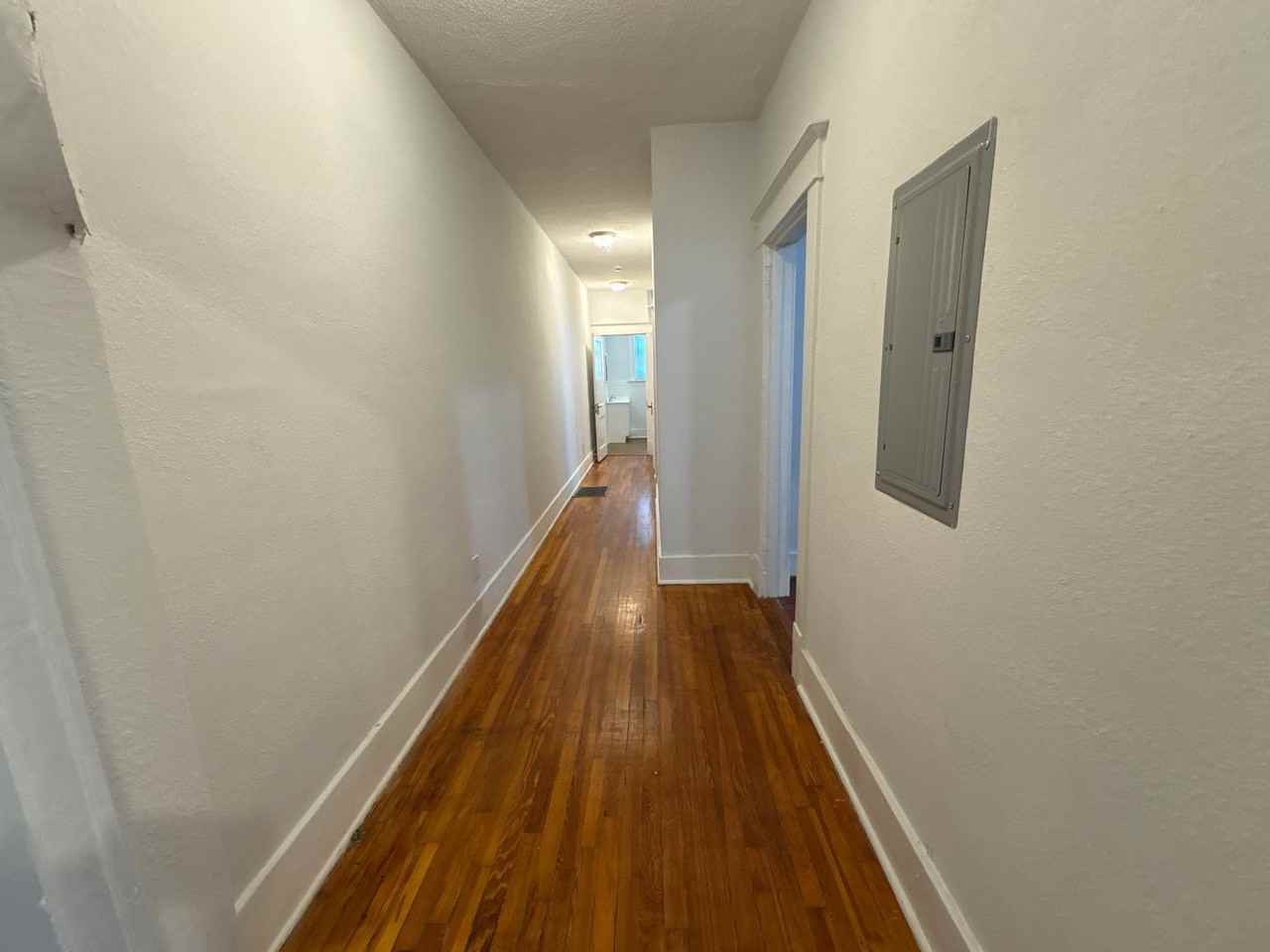 1112 Troupe St - Photo 7 of 12