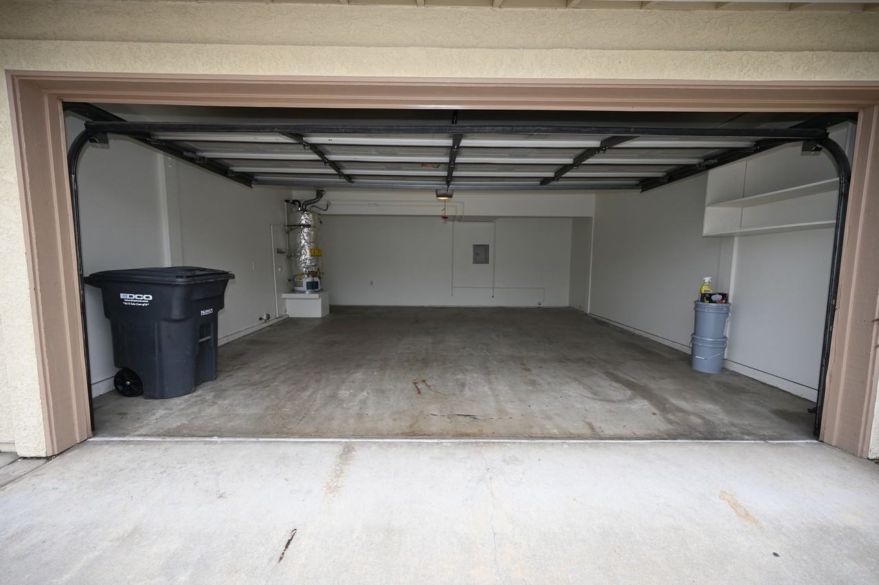 339 Chambers St - Photo 7 of 26
