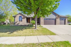 featured image of 1004 W Laquinta St