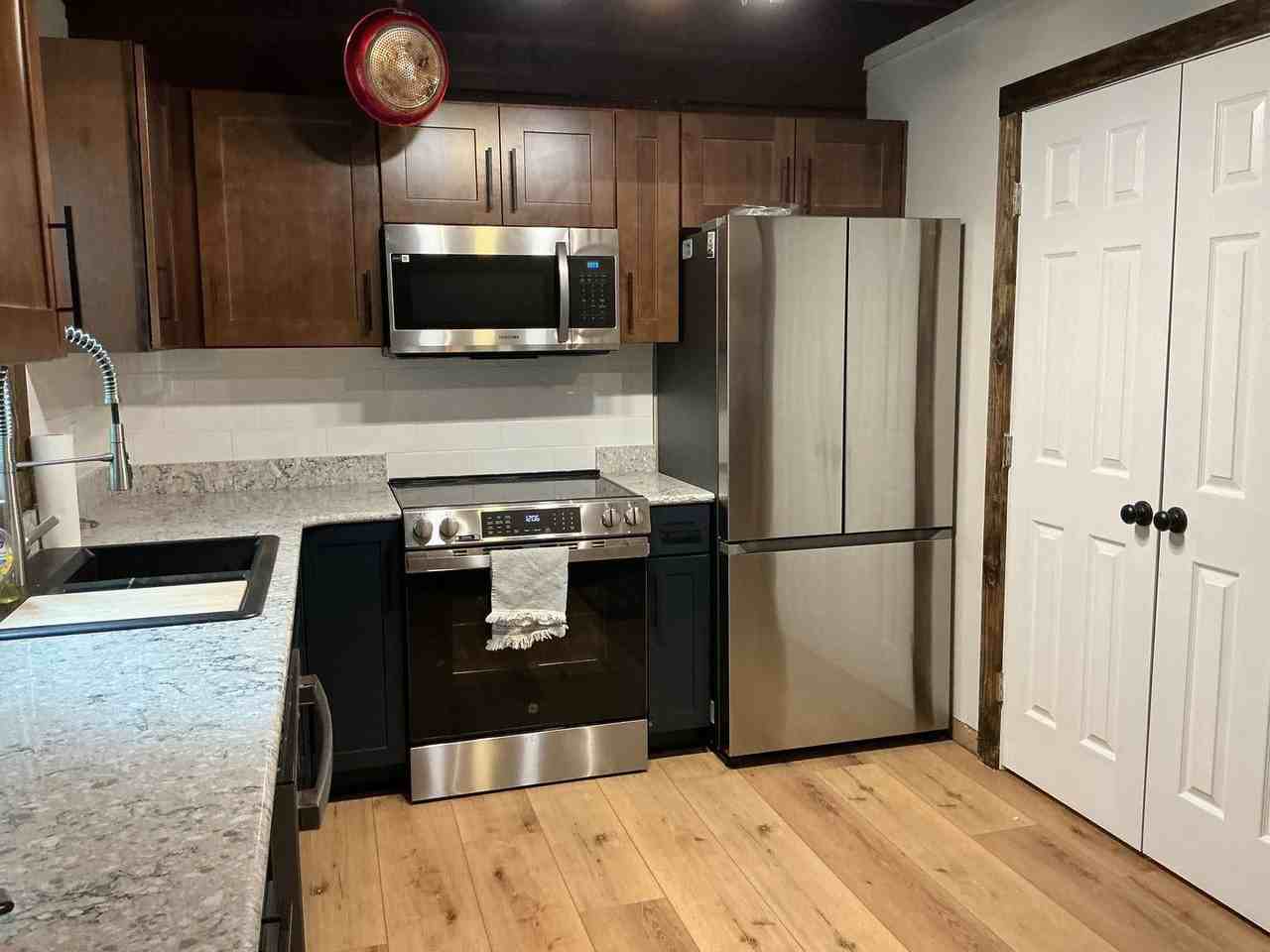 360 Wood Landing Rd - Photo 6 of 25
