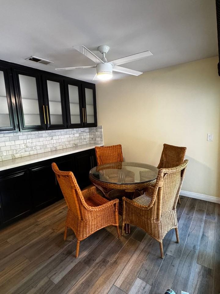 1580 Valecroft Ave - Photo 7 of 41