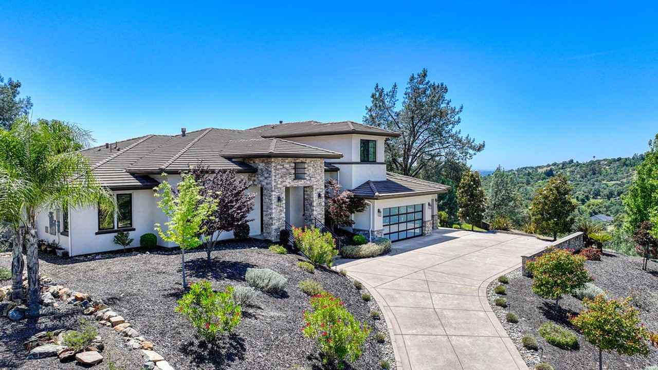 940 Machty Ct - Photo 6 of 50