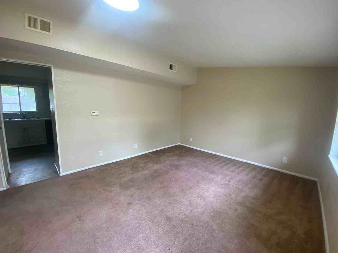 300 W Roseclair St - Photo 2 of 12
