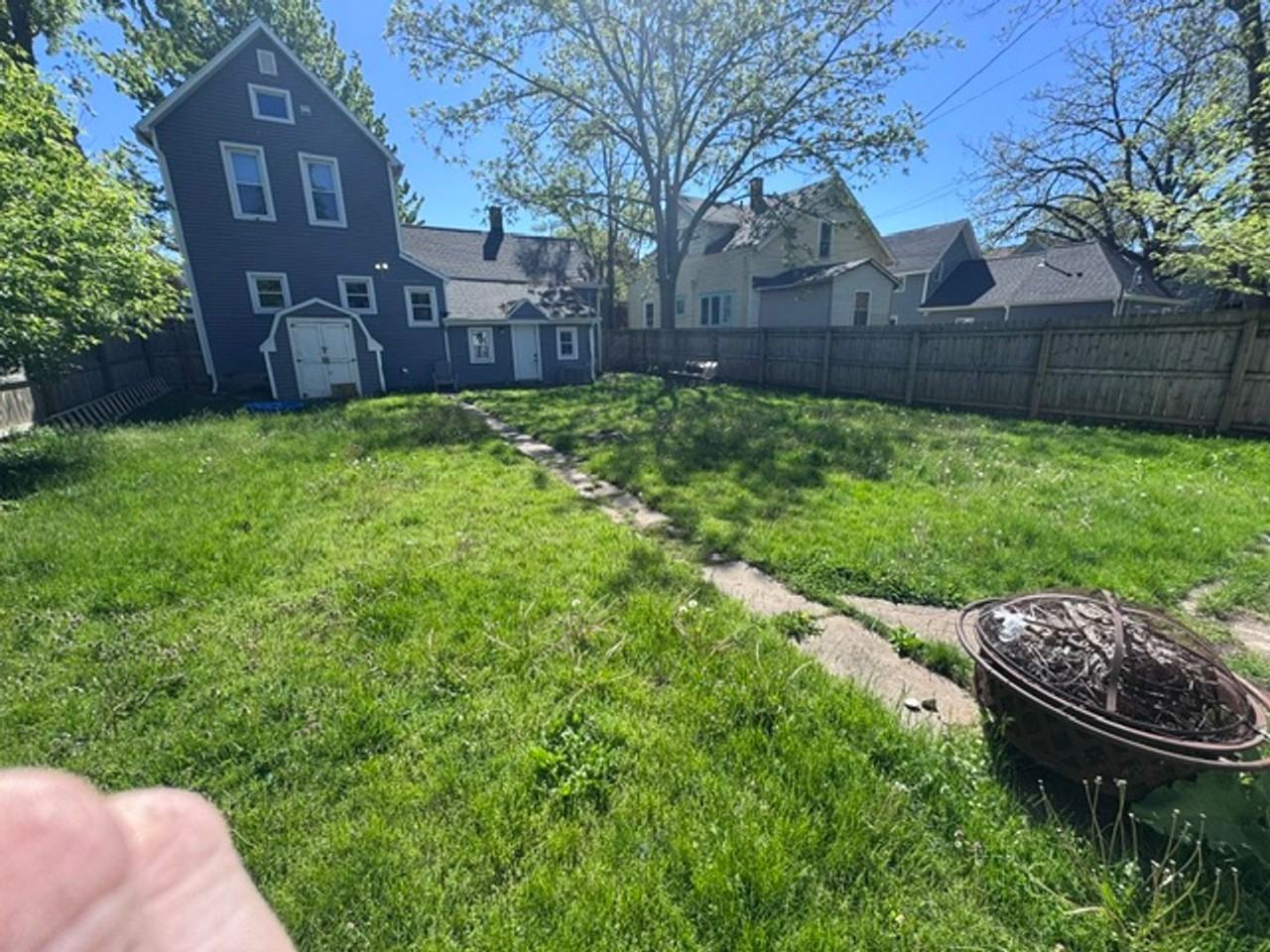 1345 Broadway Ave Nw - Photo 2 of 18