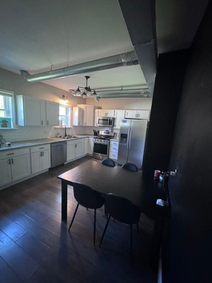 1345 Broadway Ave Nw - Photo 4 of 18
