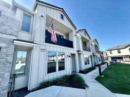 featured image of 580 N Adler Ln