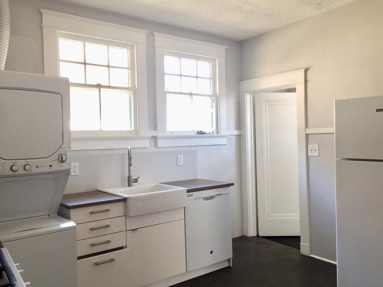 2817 Paris Ave - Photo 4 of 12