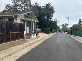 featured image of 1330 Carmelita Ave