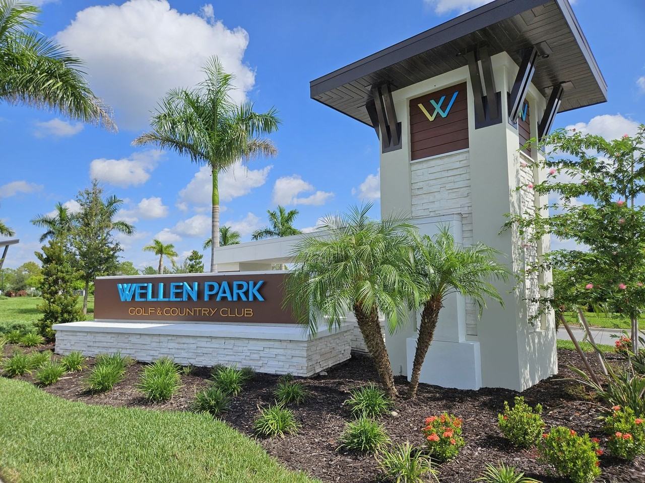 12969 Tulum Loop - Photo 2 of 50