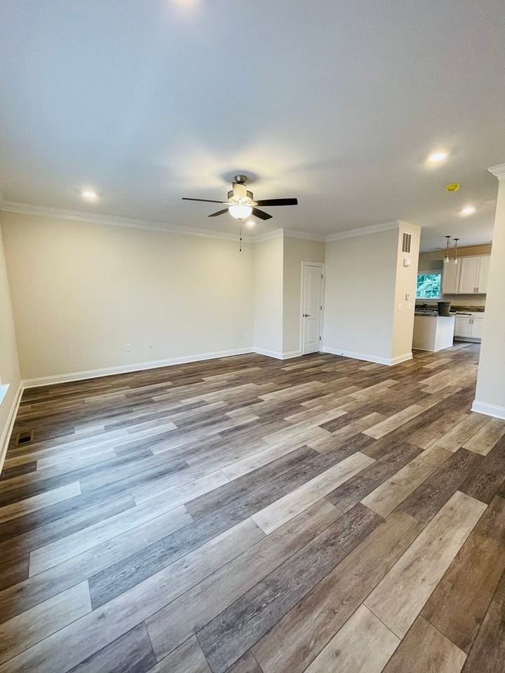 1244 Harvest Ct - Photo 5 of 13